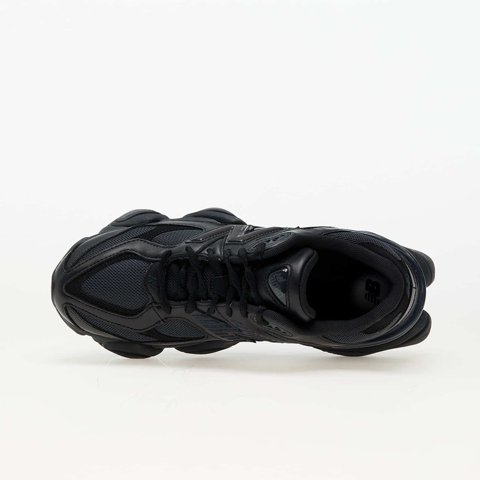Moški čevlji New Balance 9060 Black