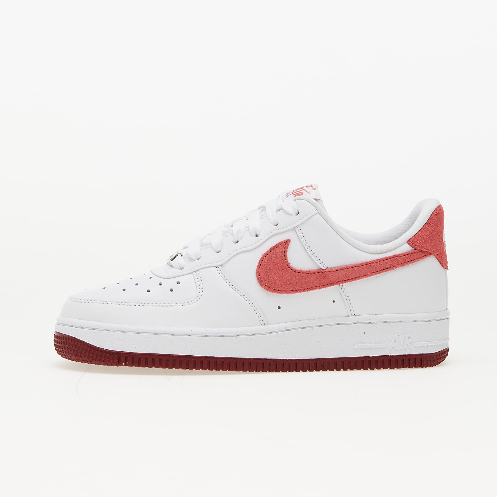 Naiste tossud ja kingad Nike W Air Force 1 '07 White/ Adobe-Team Red-Dragon Red