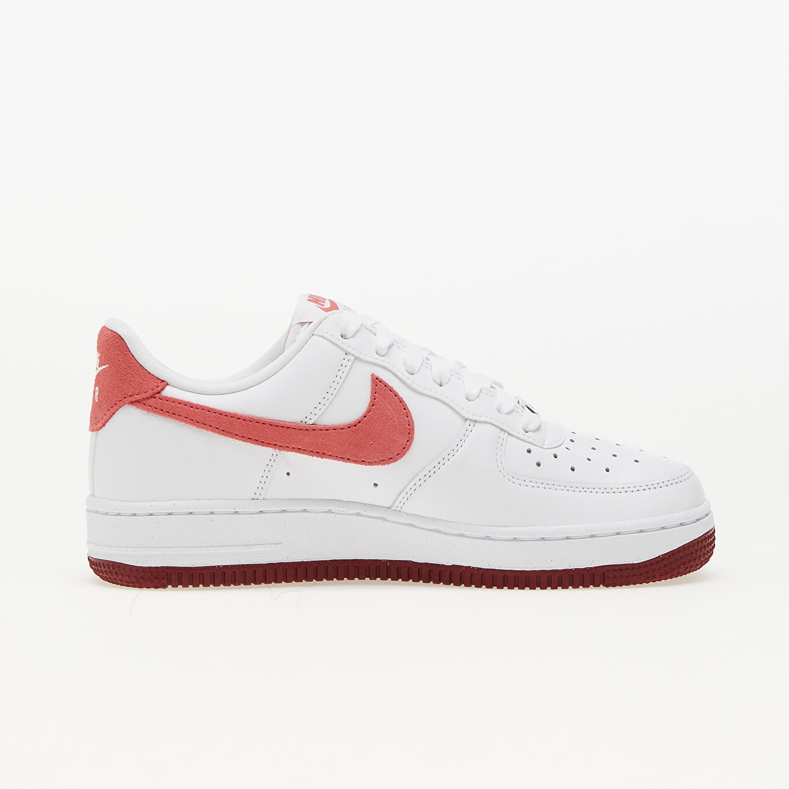 Naiste tossud ja kingad Nike W Air Force 1 '07 White/ Adobe-Team Red-Dragon Red