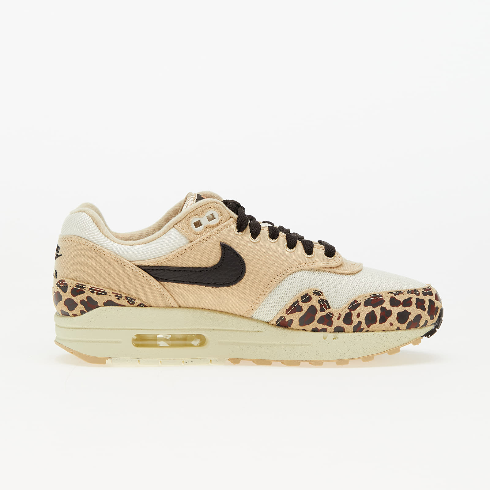 Women's sneakers and shoes Nike W Air Max 1 '87 Sesame/ Velvet Brown-Coconut Milk