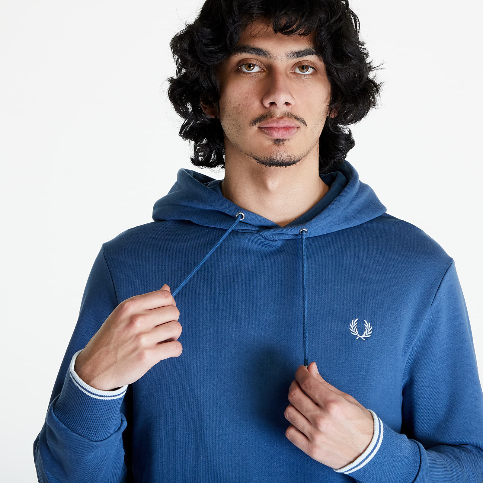 Mikiny FRED PERRY Tipped Hooded Sweatshirt Midnight Blue/ Lghice