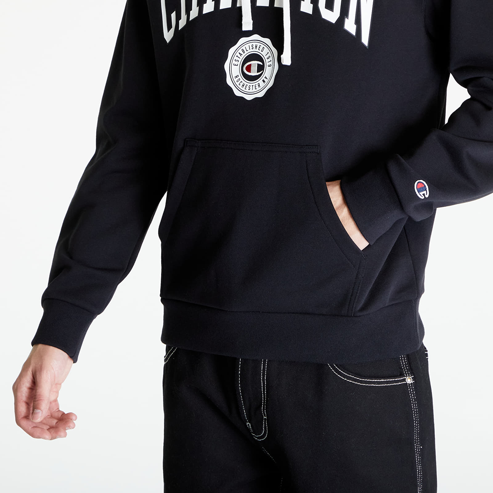 Hoodies and sweatshirts  Champion Hooded Sweatshirt Night Black