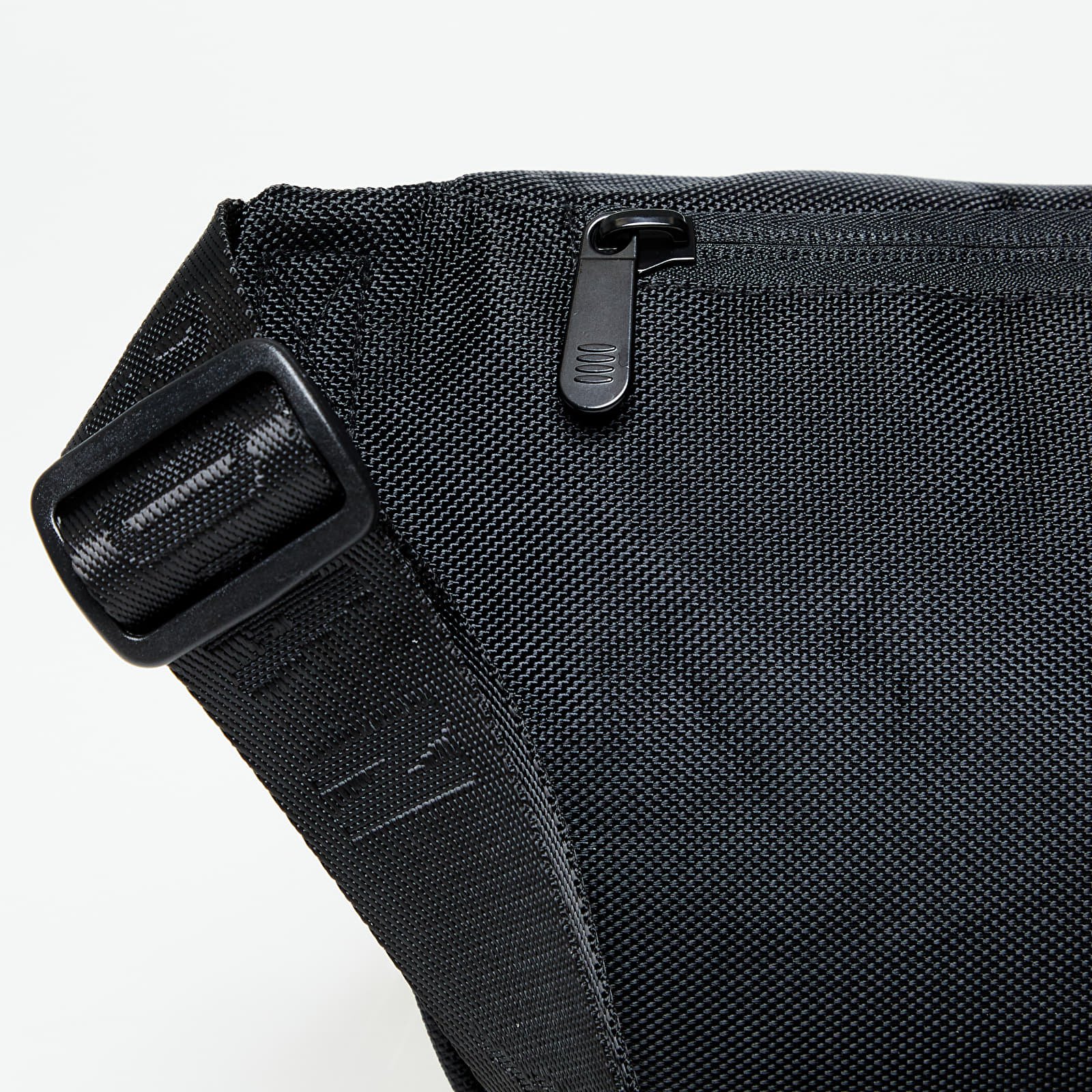 Kidney Packs Jordan Rise Cross Body Bag Black