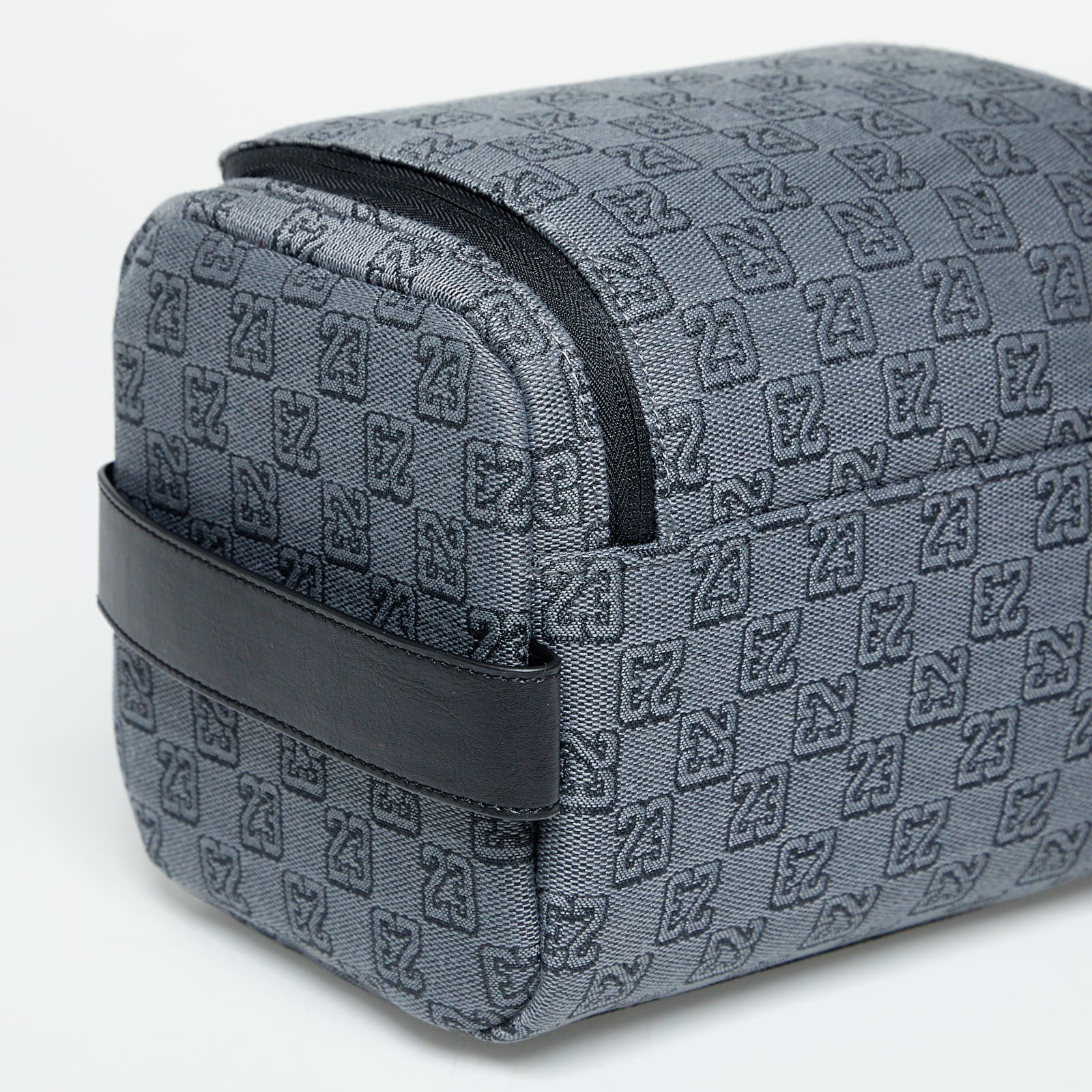 Reput ja laukut Jordan Monogram Dopp Kit Smoke Grey