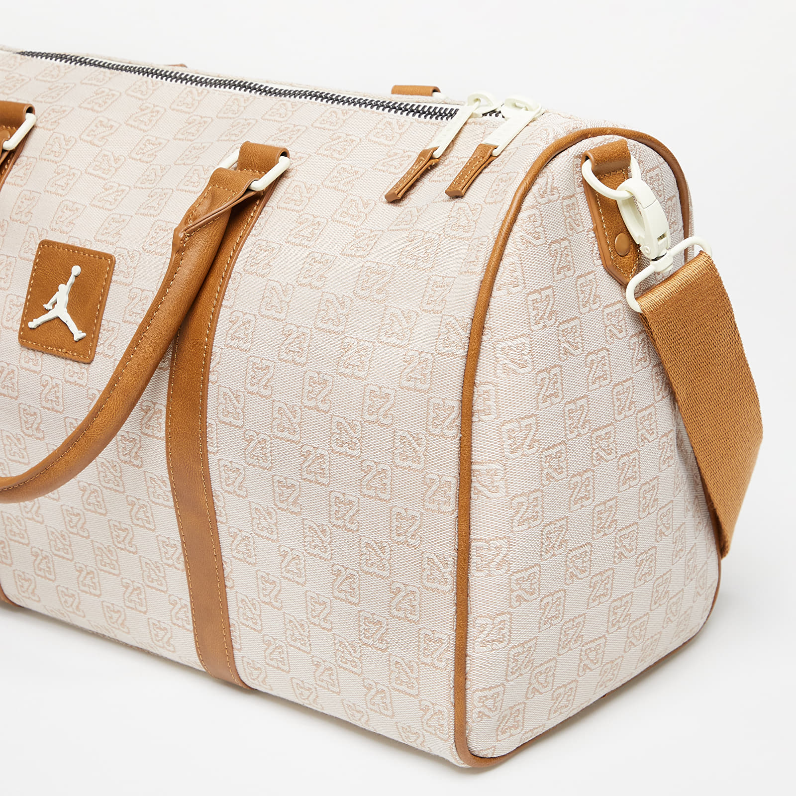 Duffle bag Jordan Monogram Duffle Bag Coconut Milk | Queens
