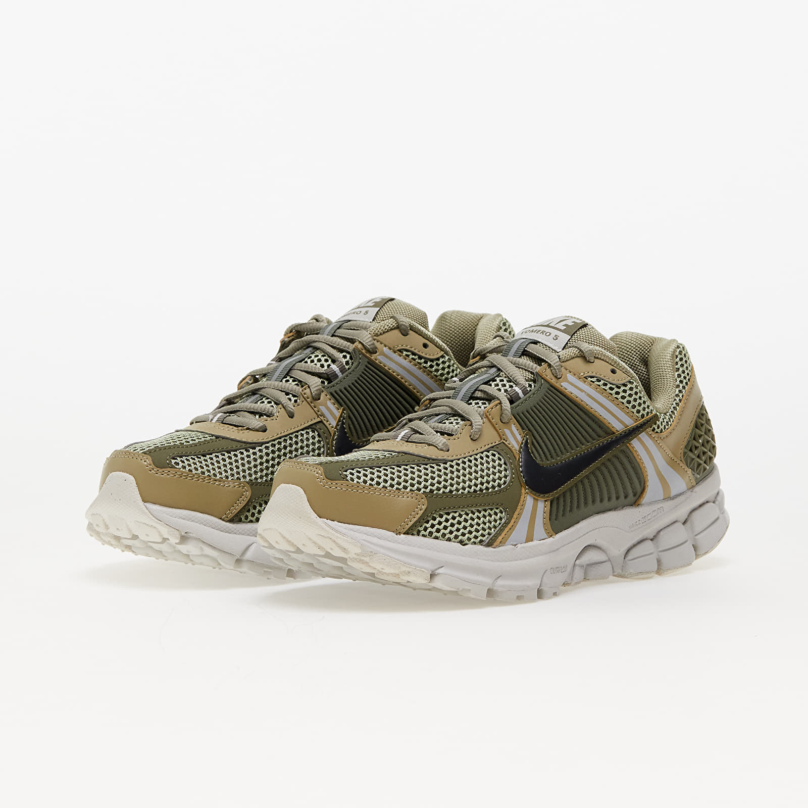 Meeste tossud ja kingad Nike Zoom Vomero 5 Neutral Olive/ Black-Medium Olive