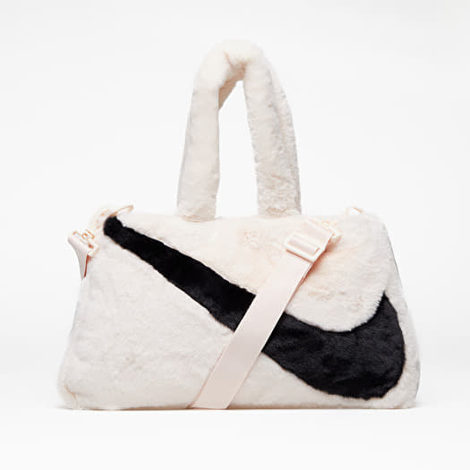 Nike handtas hot sale