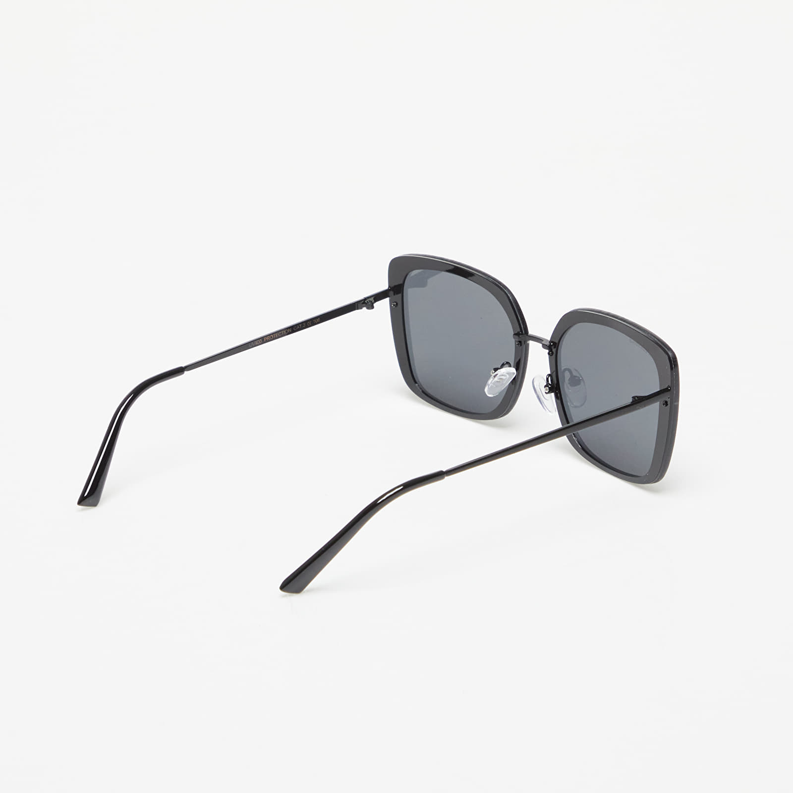 Sluneční brýle Urban Classics Sunglasses December UC černé