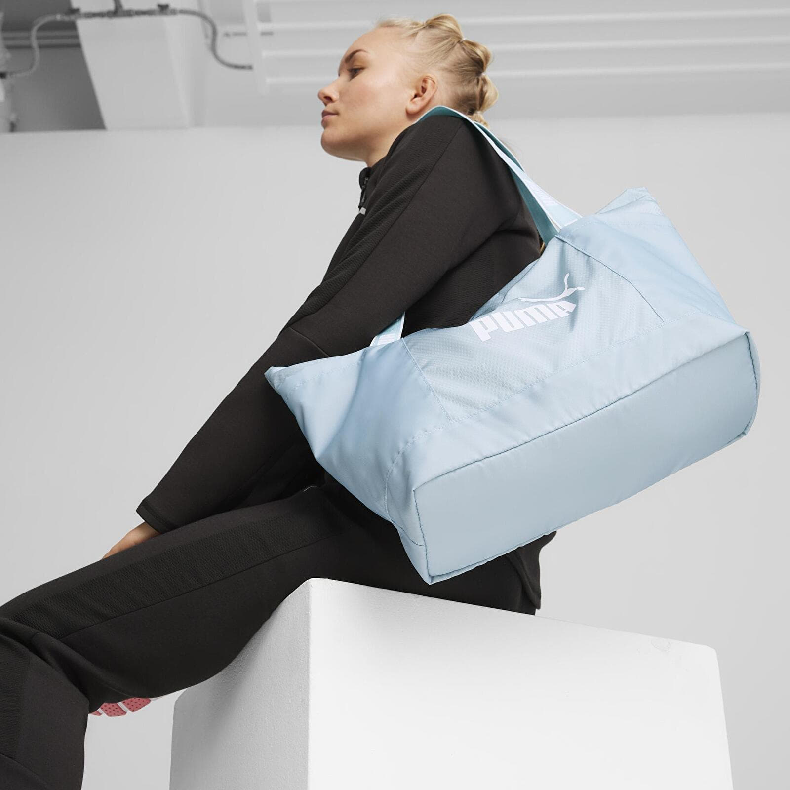 Shoulder bags Puma Core Base Large Shopper Turquoise Surf