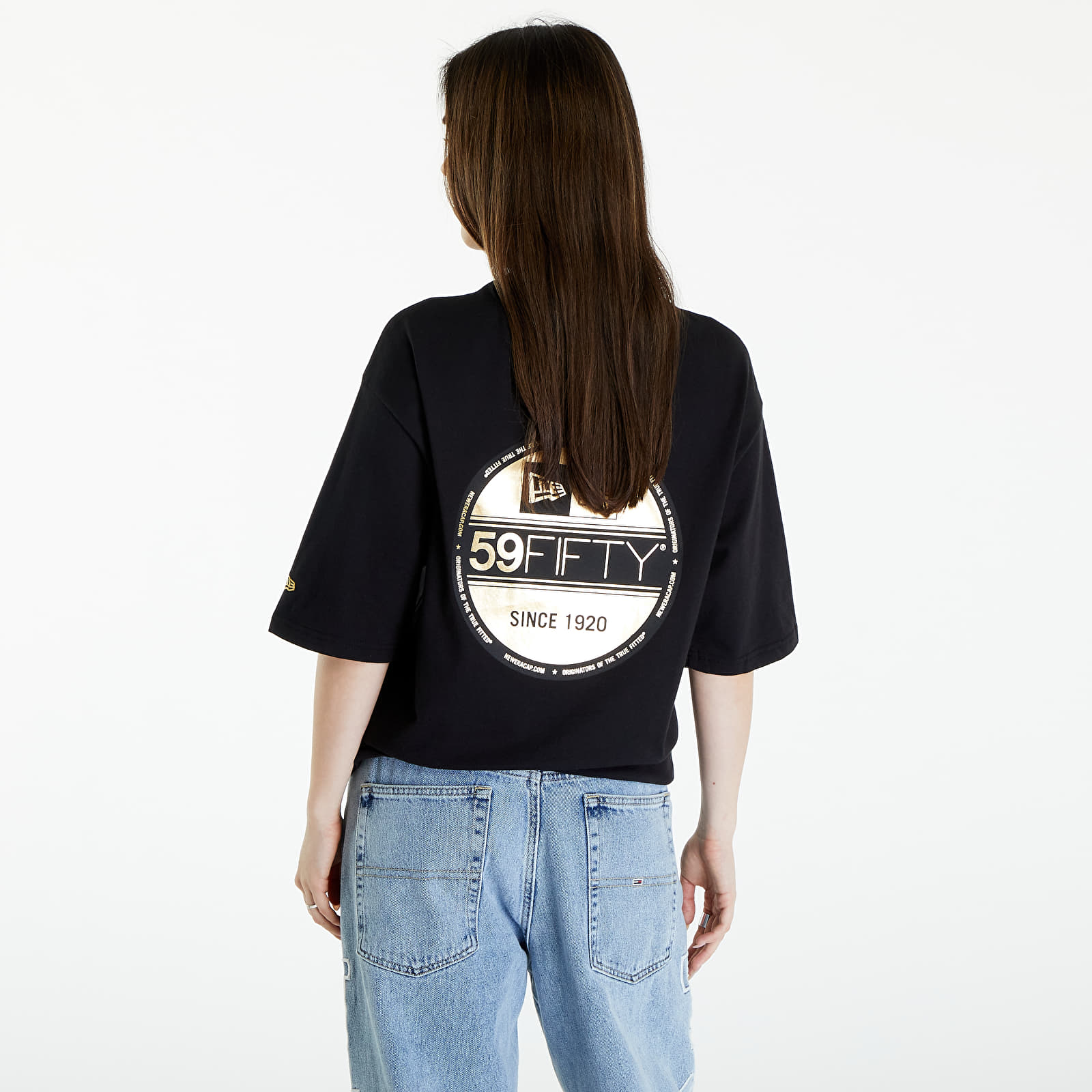 T-Shirts New Era Sticker OS Tee UNISEX Black/ Metallic Gold