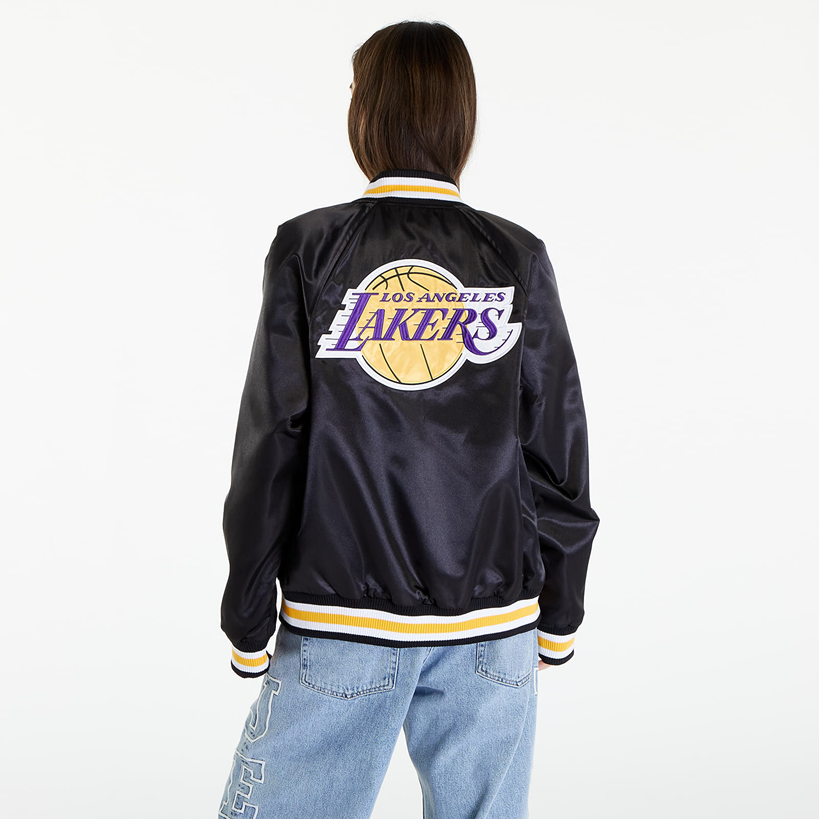 Bomber jakne New Era LA Lakers NBA Applique Satin Bomber Jacket UNISEX Black/ True Purple
