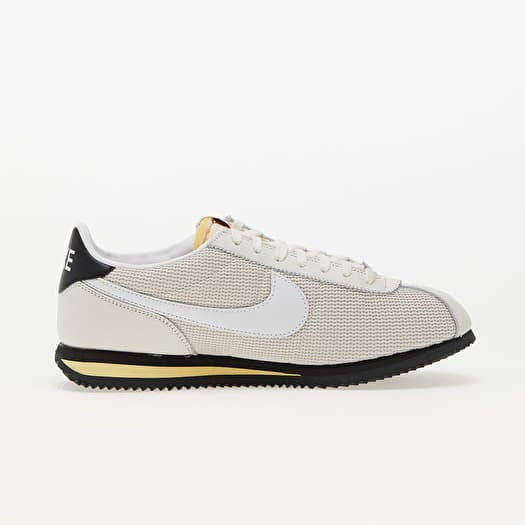 Nike Cortez