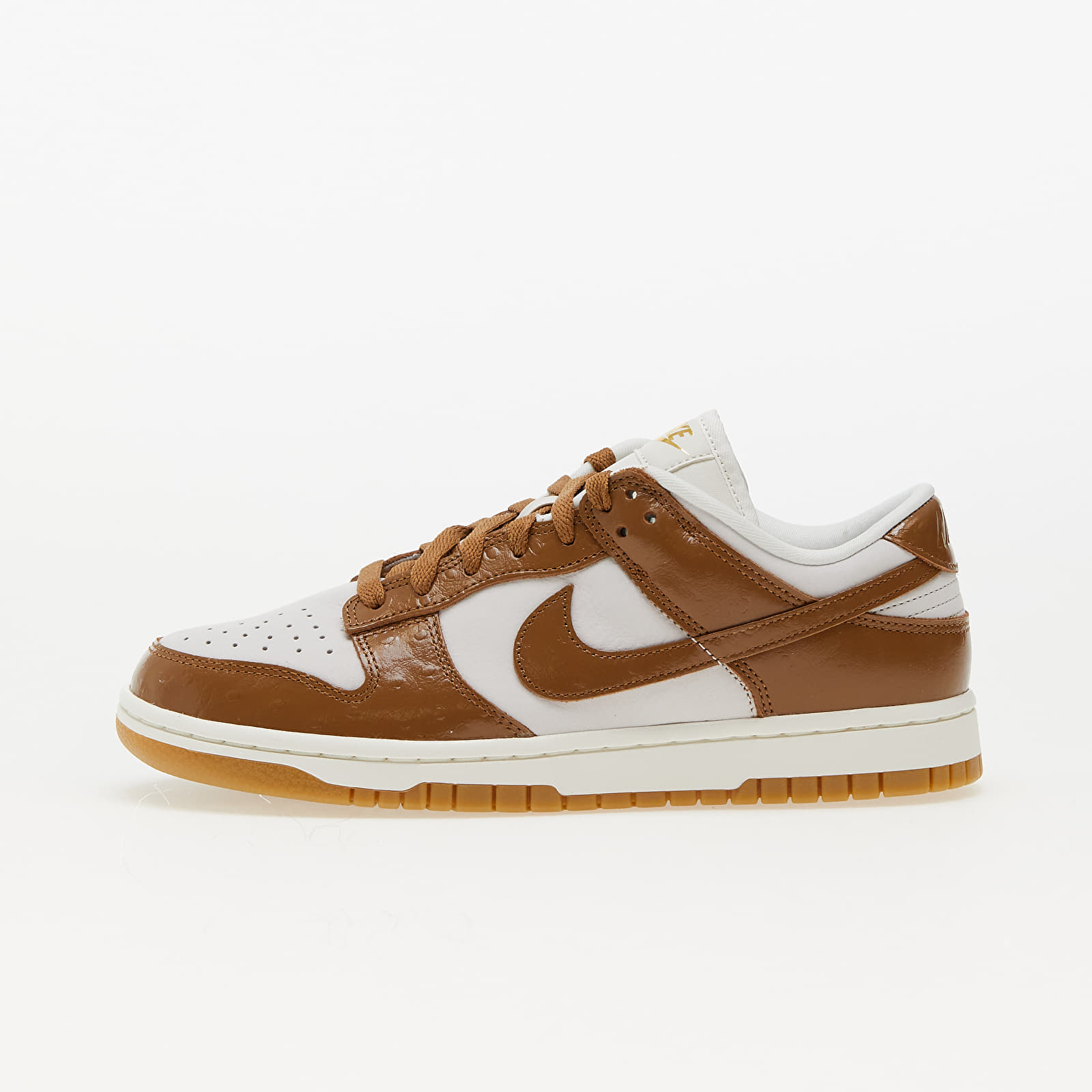 Dámské tenisky a boty Nike W Dunk Lx Phantom/ Ale Brown-Sail-Metallic Gold
