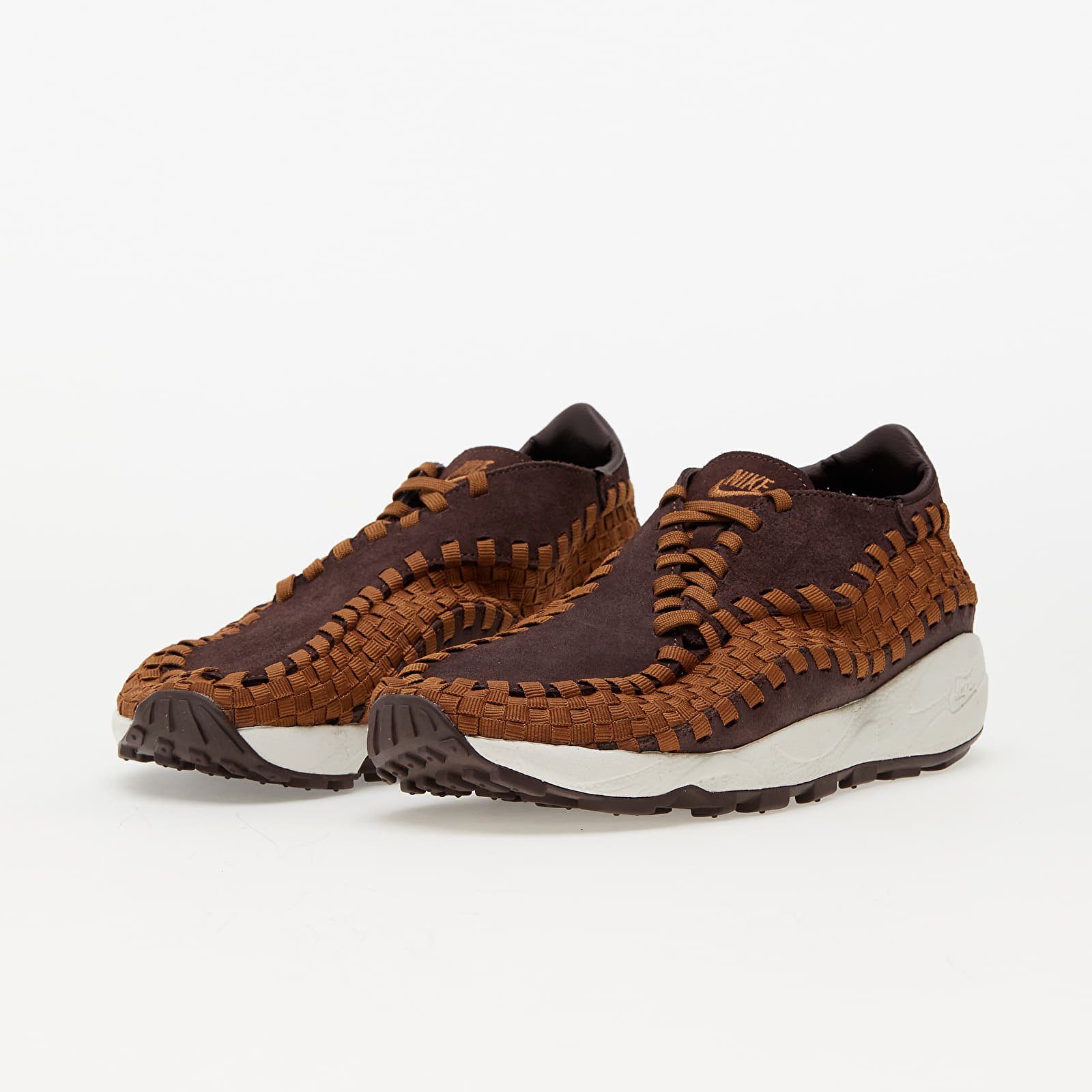 Women's sneakers and shoes Nike W Air Footscape Woven Earth/ Lt British Tan-Phantom