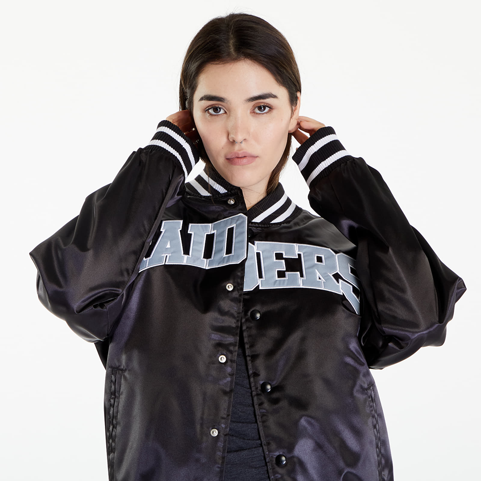 Blousons bombardiers New Era Las Vegas Raiders NFL Satin Black Bomber Jacket UNISEX Black/ White