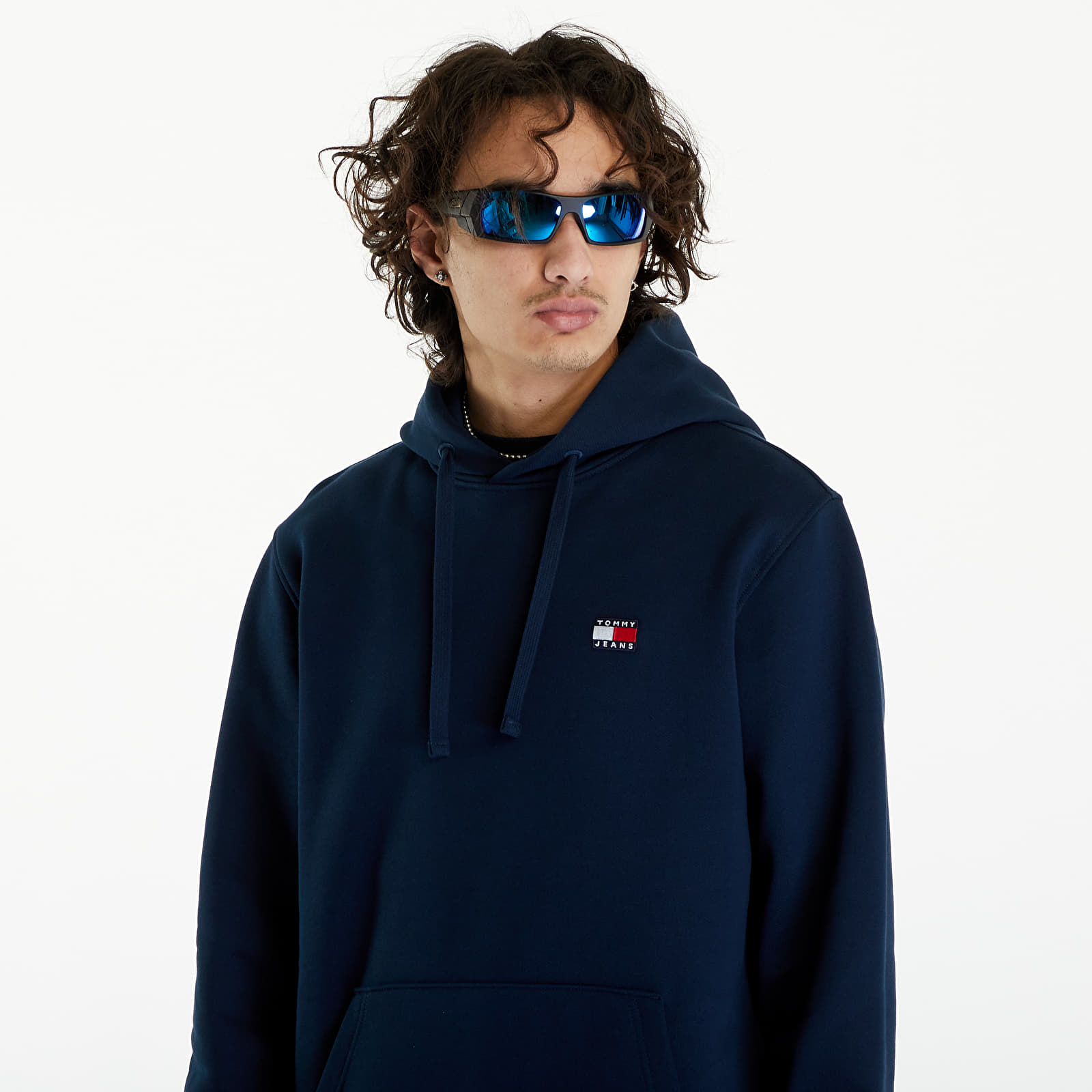 Mikiny Tommy Jeans Regular Badge Hoodie Dark Night Navy