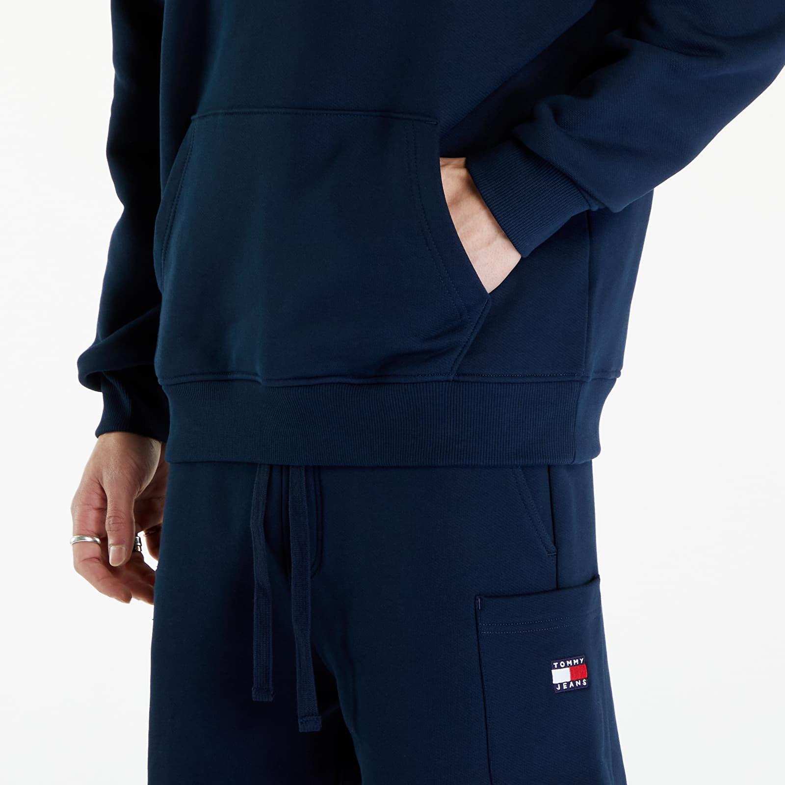 Mikiny Tommy Jeans Regular Badge Hoodie Dark Night Navy