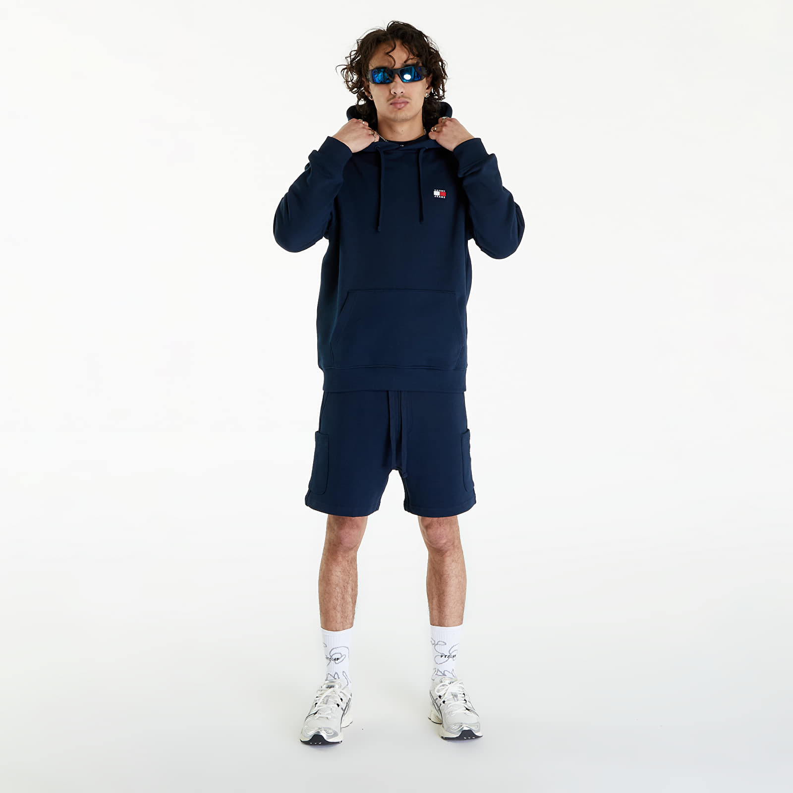 Mikiny Tommy Jeans Regular Badge Hoodie Dark Night Navy