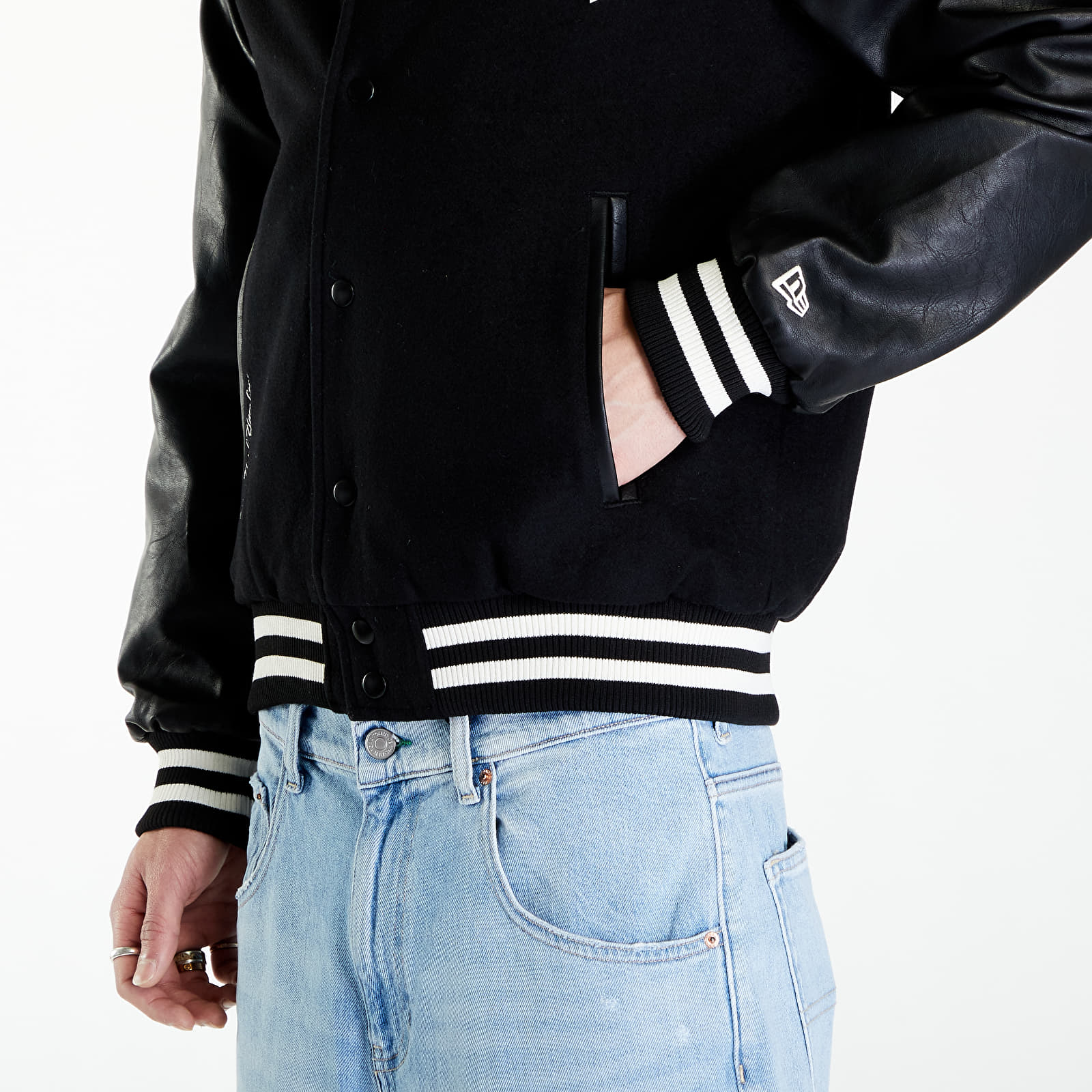 Bomber jackets New Era New York Yankees MLB World Series Varsity Jacket UNISEX Black/ Off White