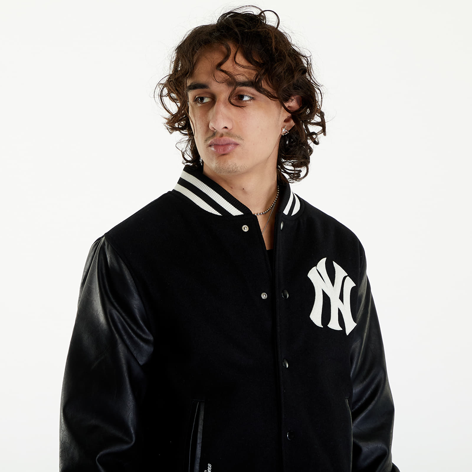 Bomber jackets New Era New York Yankees MLB World Series Varsity Jacket UNISEX Black/ Off White