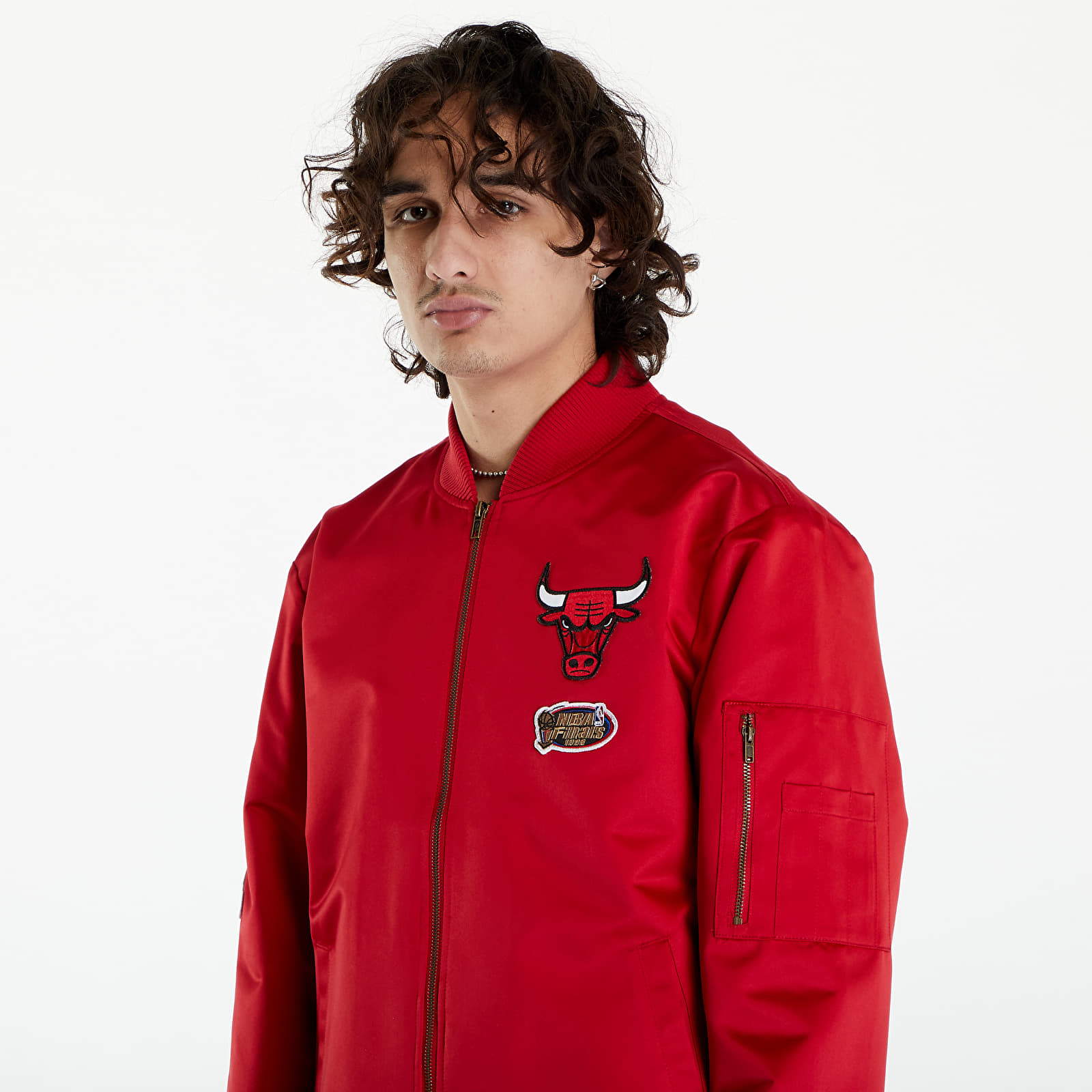 Bundy Mitchell & Ness NBA Lightweight Satin Bomber Vintage Logo Bulls Scarlet