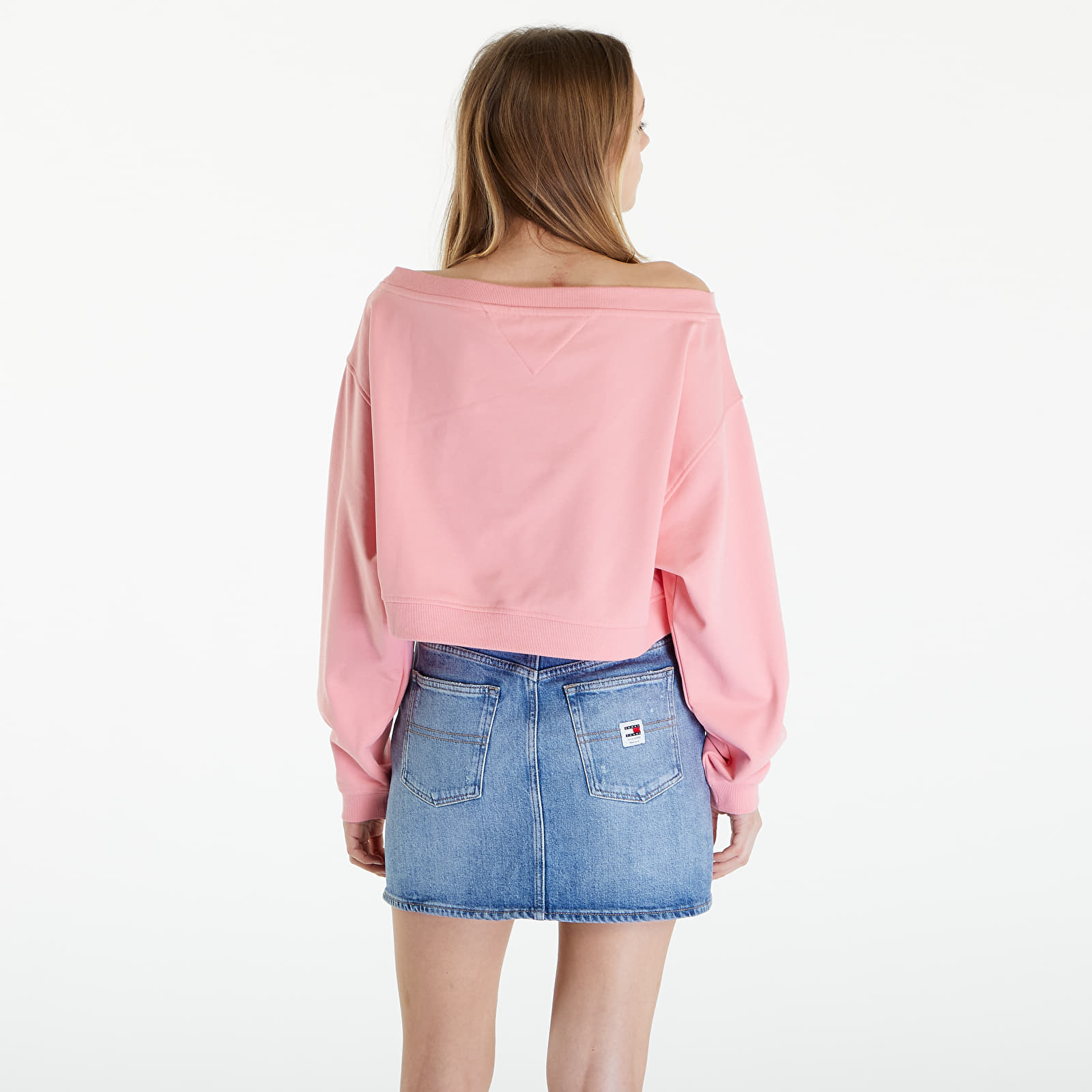 Mikiny Tommy Jeans Cropped Off Shoulder Sweatshirt Pink