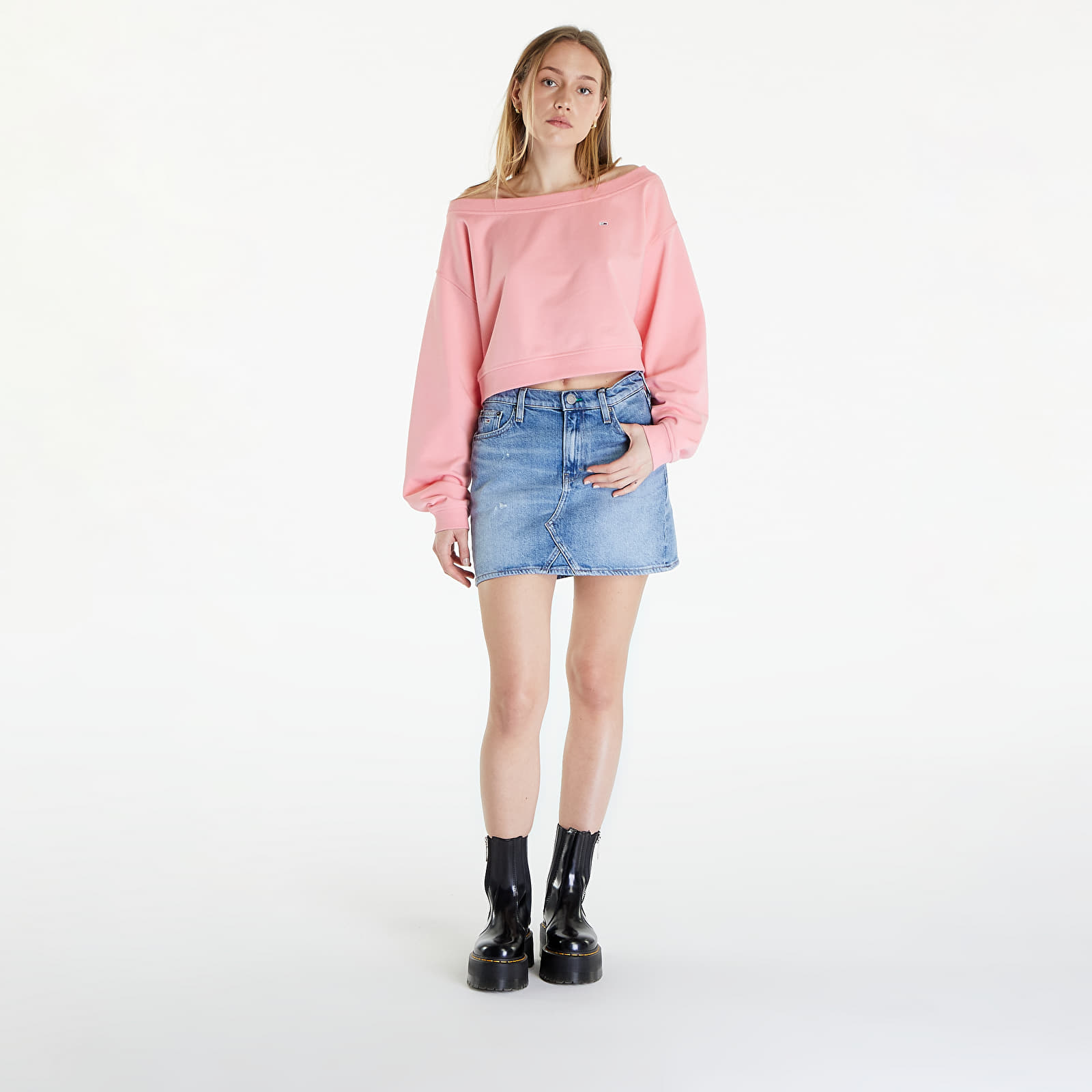 Mikiny Tommy Jeans Cropped Off Shoulder Sweatshirt Pink