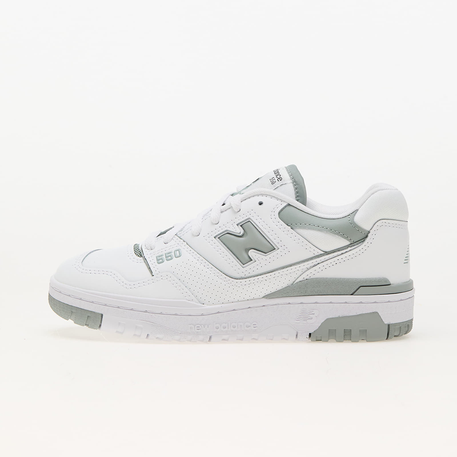 Baskets et chaussures pour femmes New Balance 550 White