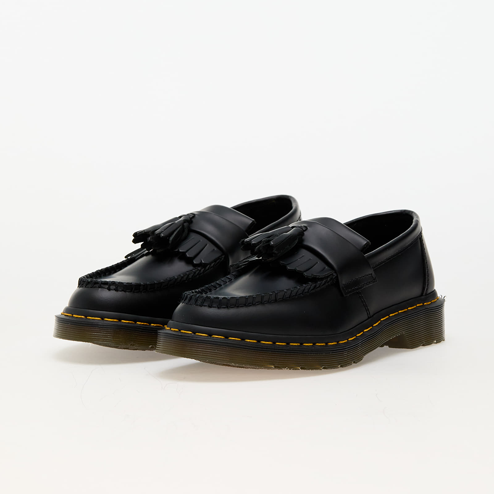 Meeste tossud ja kingad Dr. Martens Adrian Ys Black Smooth