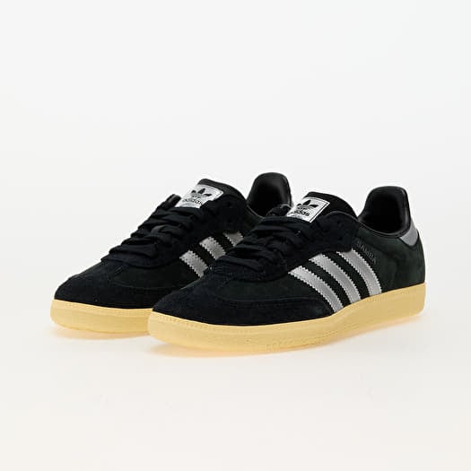 Adidas shoes yellow black queen hotsell