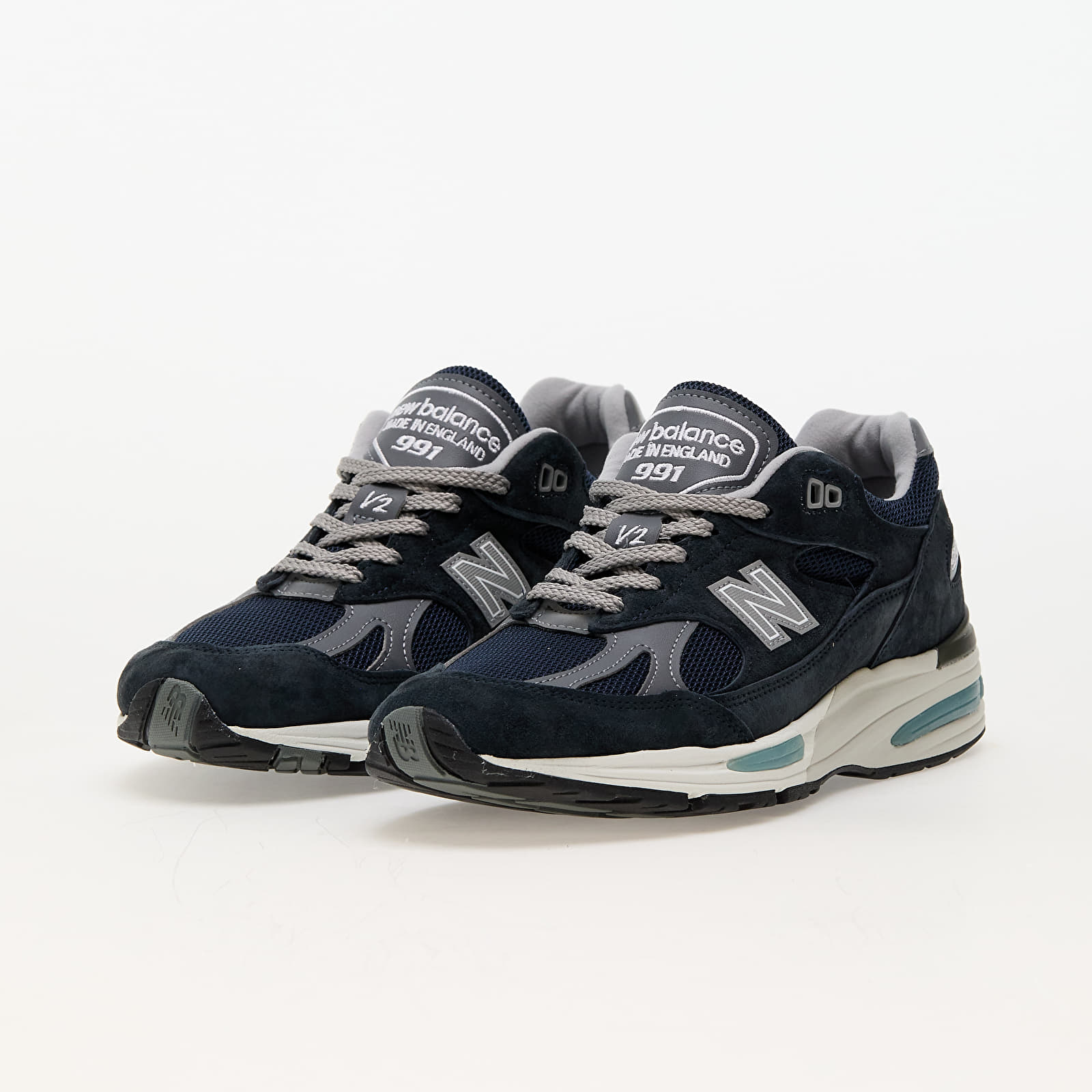 Vīriešu čības un apavi New Balance 991 Made in UK Dark Navy/ Smoked Pearl/ Silver