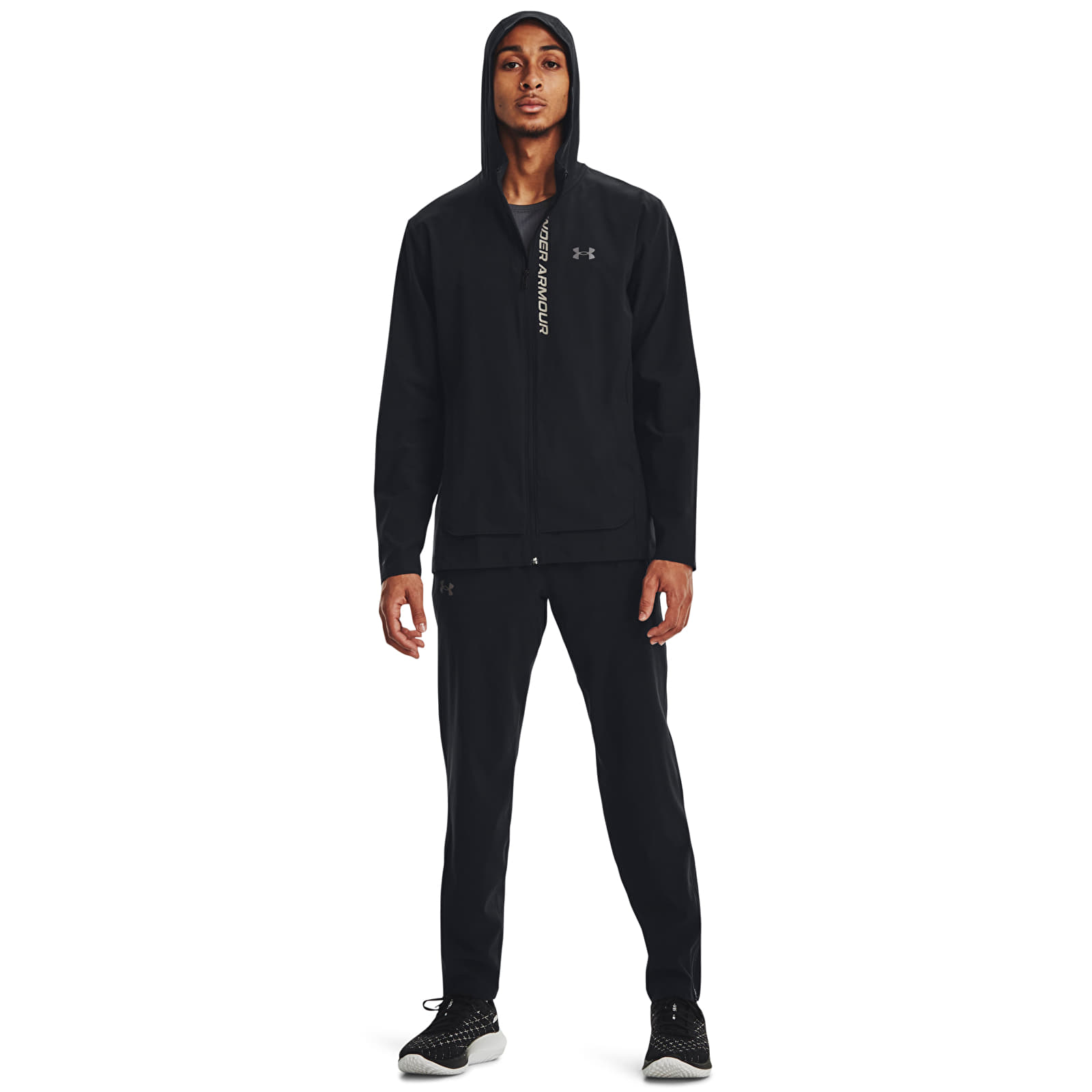Jeans and trousers Under Armour Outrun The Storm Pant Black