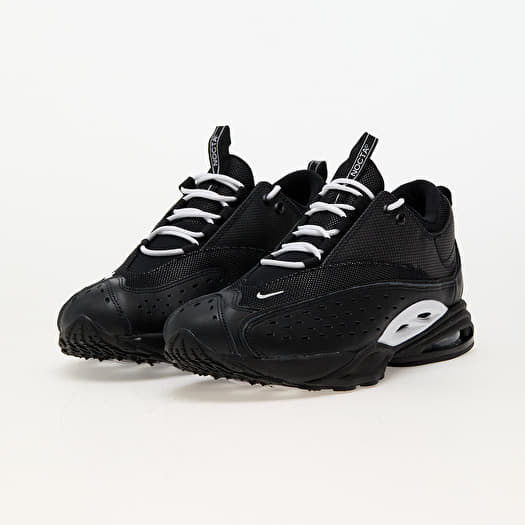 Zoom 2k sale black and white