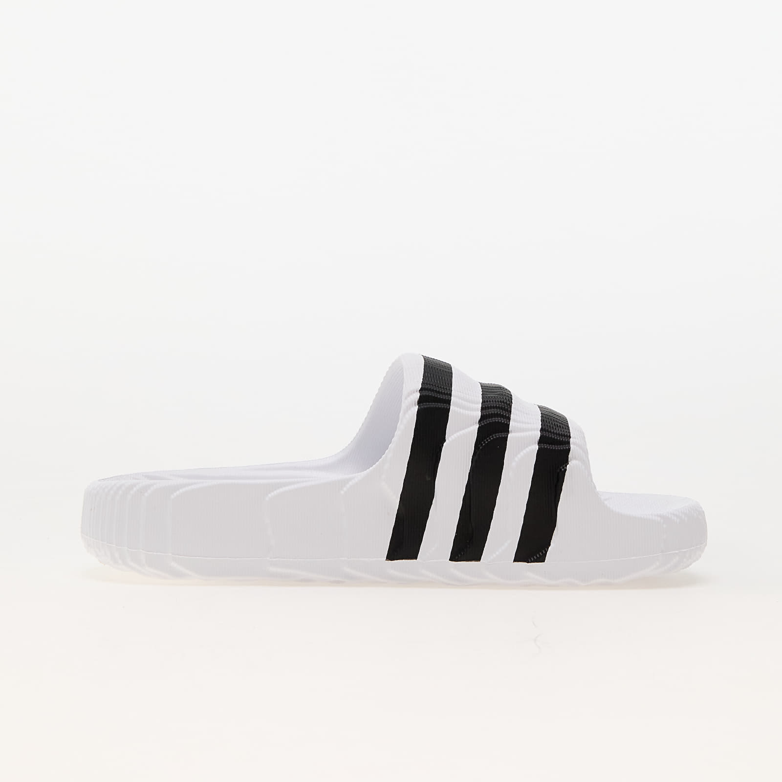 Moške superge in čevlji adidas Adilette 22 Ftw White/ Ftw White/ Core Black