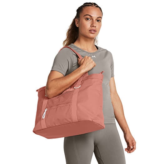 Under armour shoulder bag 2025