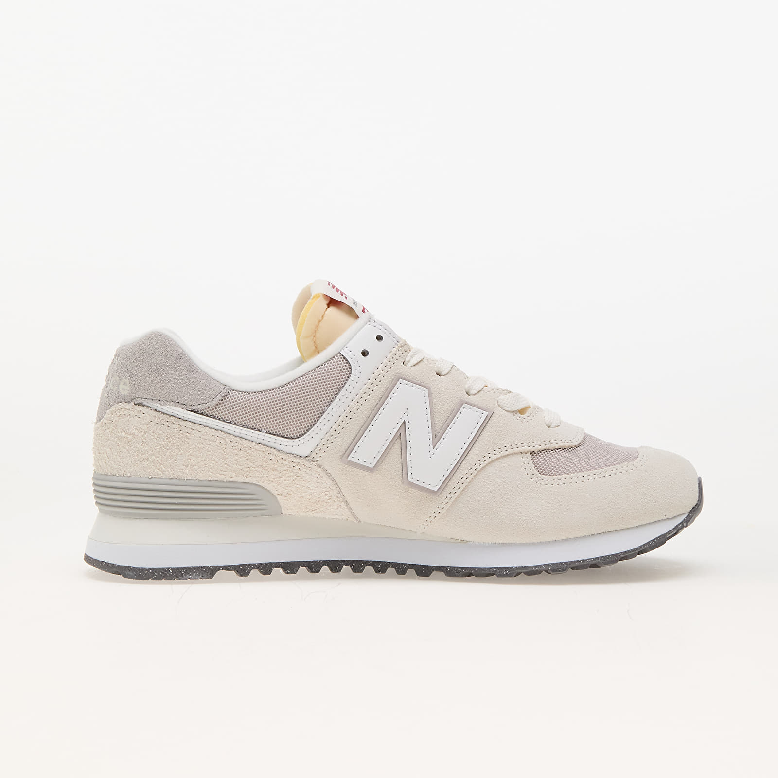Baskets et chaussures pour hommes New Balance 574 Alloy White Queens