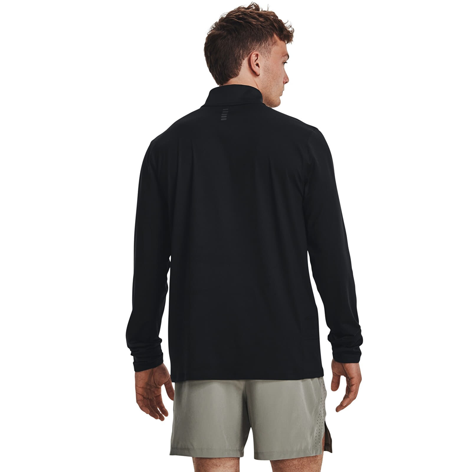 Kapuutsikud ja kampsunid Under Armour Qualifier Run 1/4 Zip Black