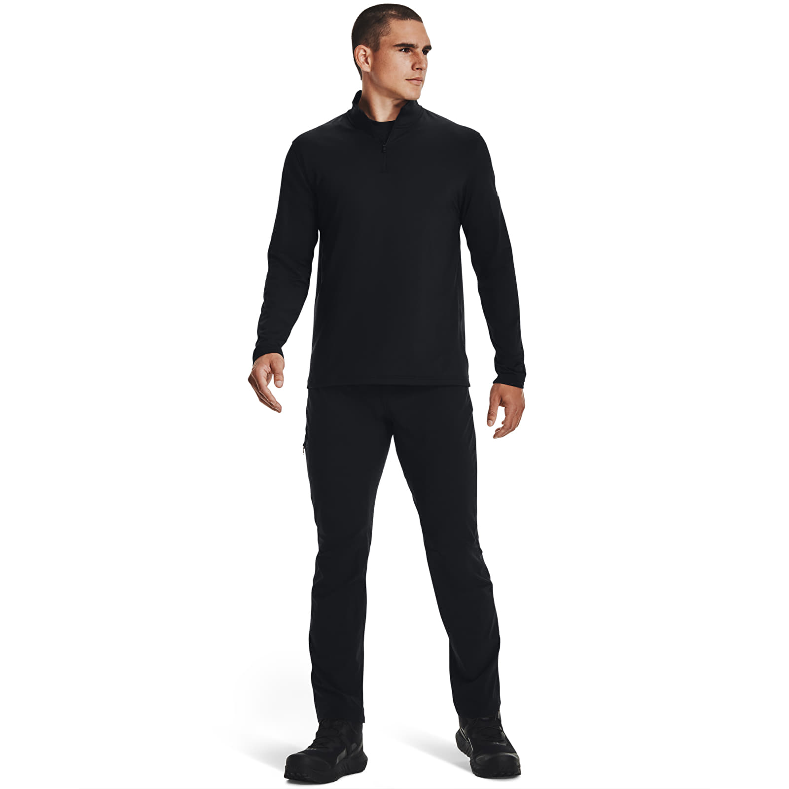 Kapuutsikud ja kampsunid Under Armour Lw 1/4 Zip Black