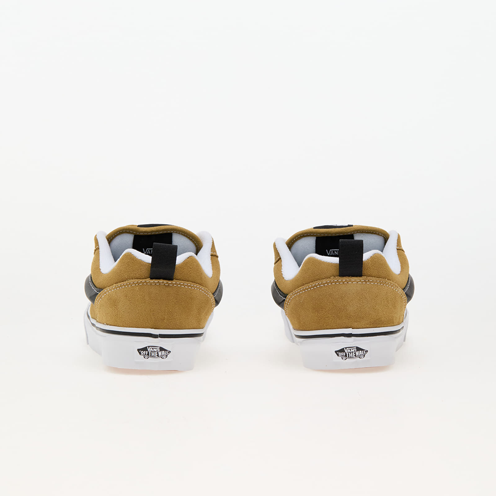 Turnschuhe und Schuhe für Männer Vans Knu Skool Suede Antelope