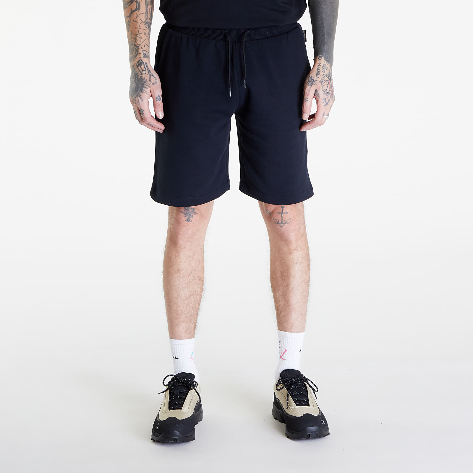 Pantalones cortos Napapijri Nalis Sum Shorts Black