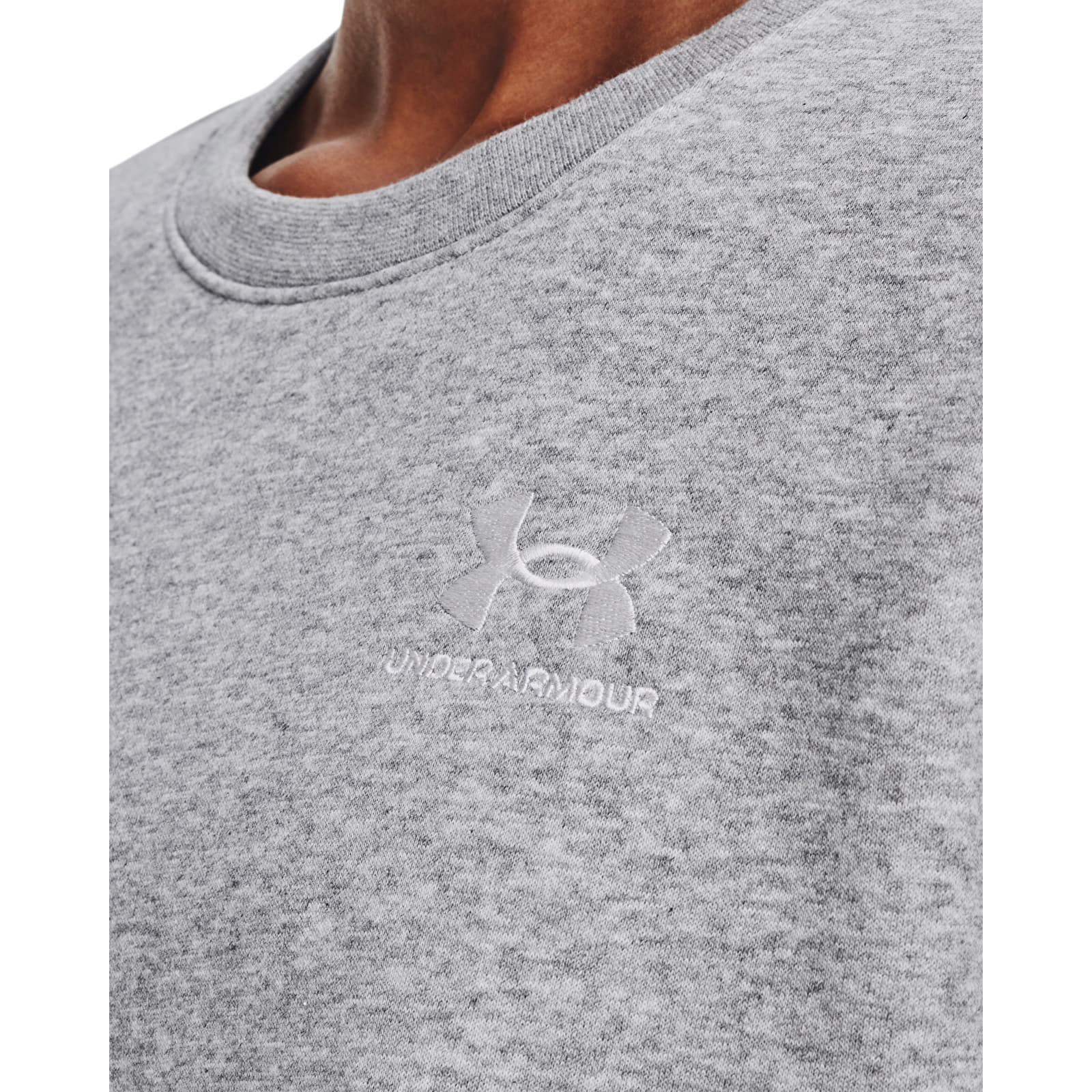Sudaderas Under Armour Essential Fleece Crew Mod Gray Light Heather