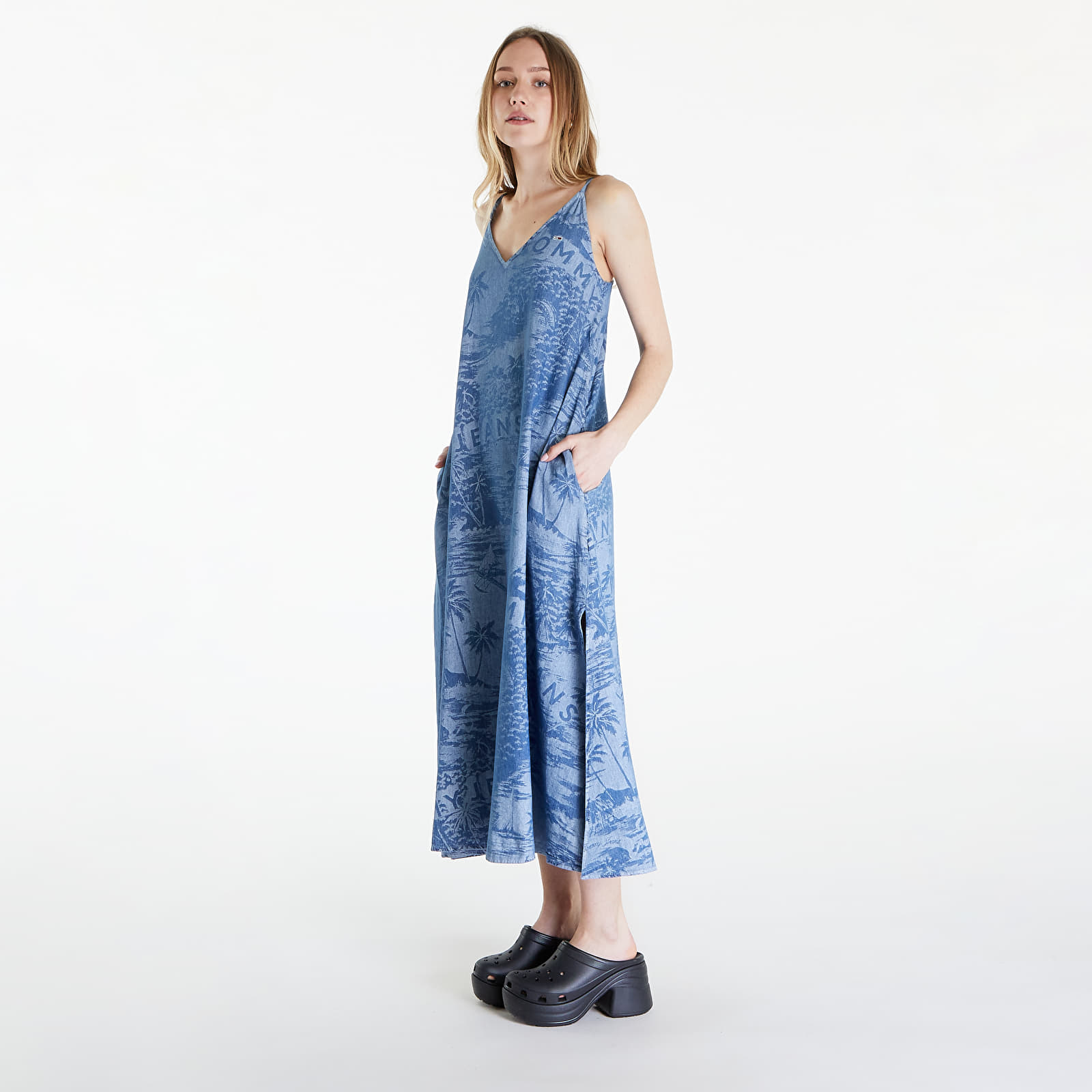 Dresses Tommy Jeans Chambray Sleeveless Maxi Dress Hawaiian Denim Laser