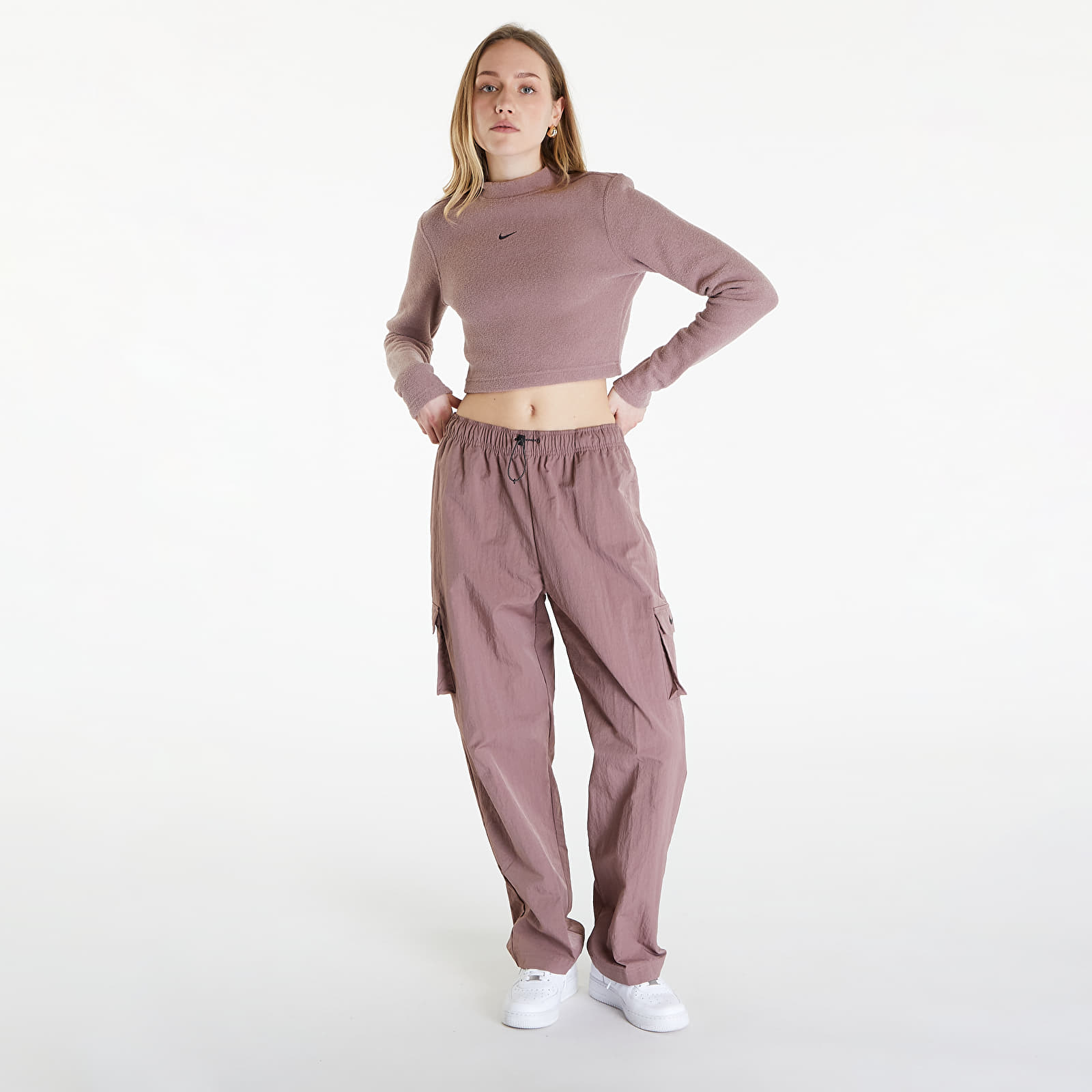 Oberteile Nike Sportswear Phoenix Plush Women's Long-Sleeve Crop Top Smokey Mauve/ Black