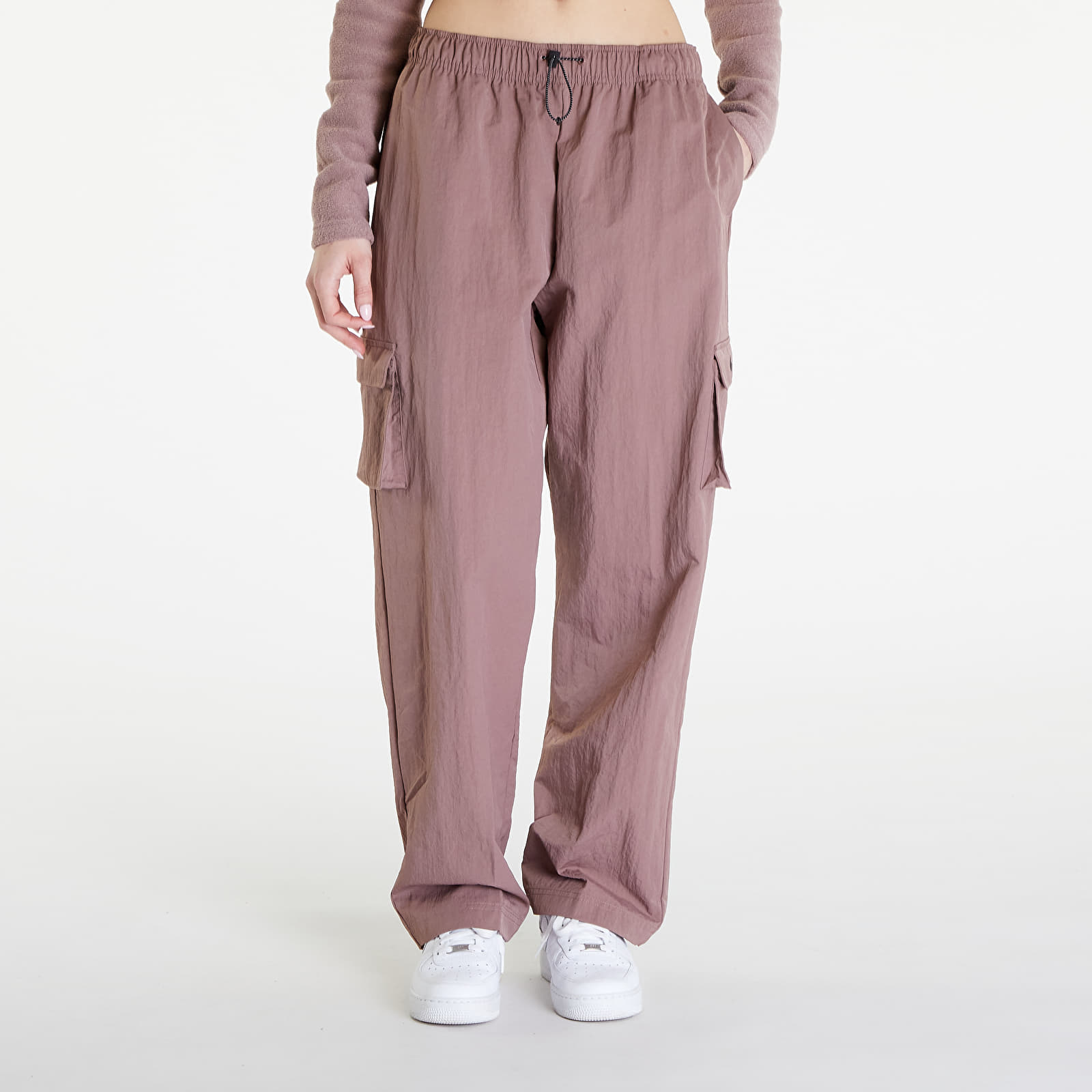 Pants Nike Sportswear Essential Women's High-Rise Woven Cargo Pants Smokey Mauve/ Black