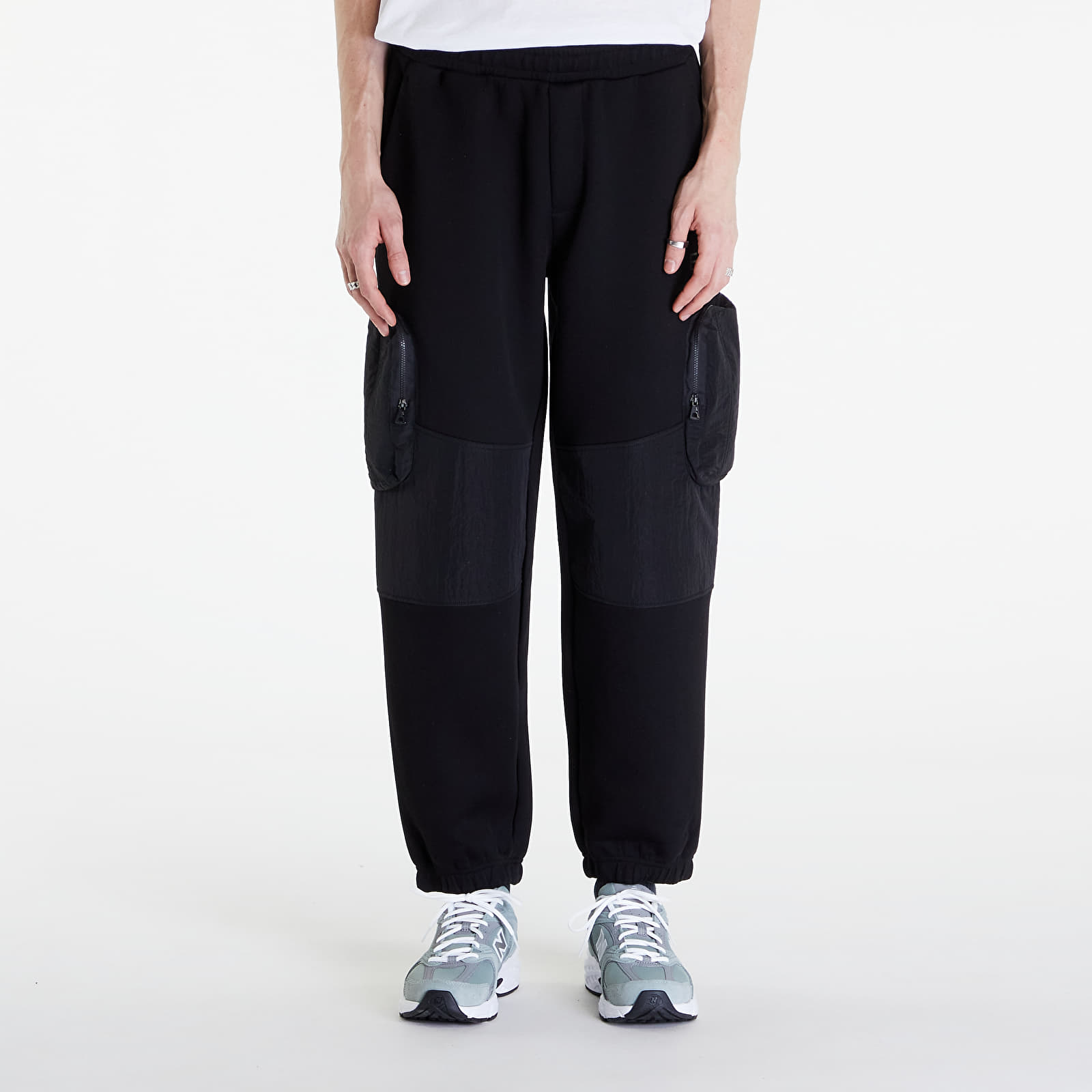 Hlače EA7 Emporio Armani Pantaloni Black