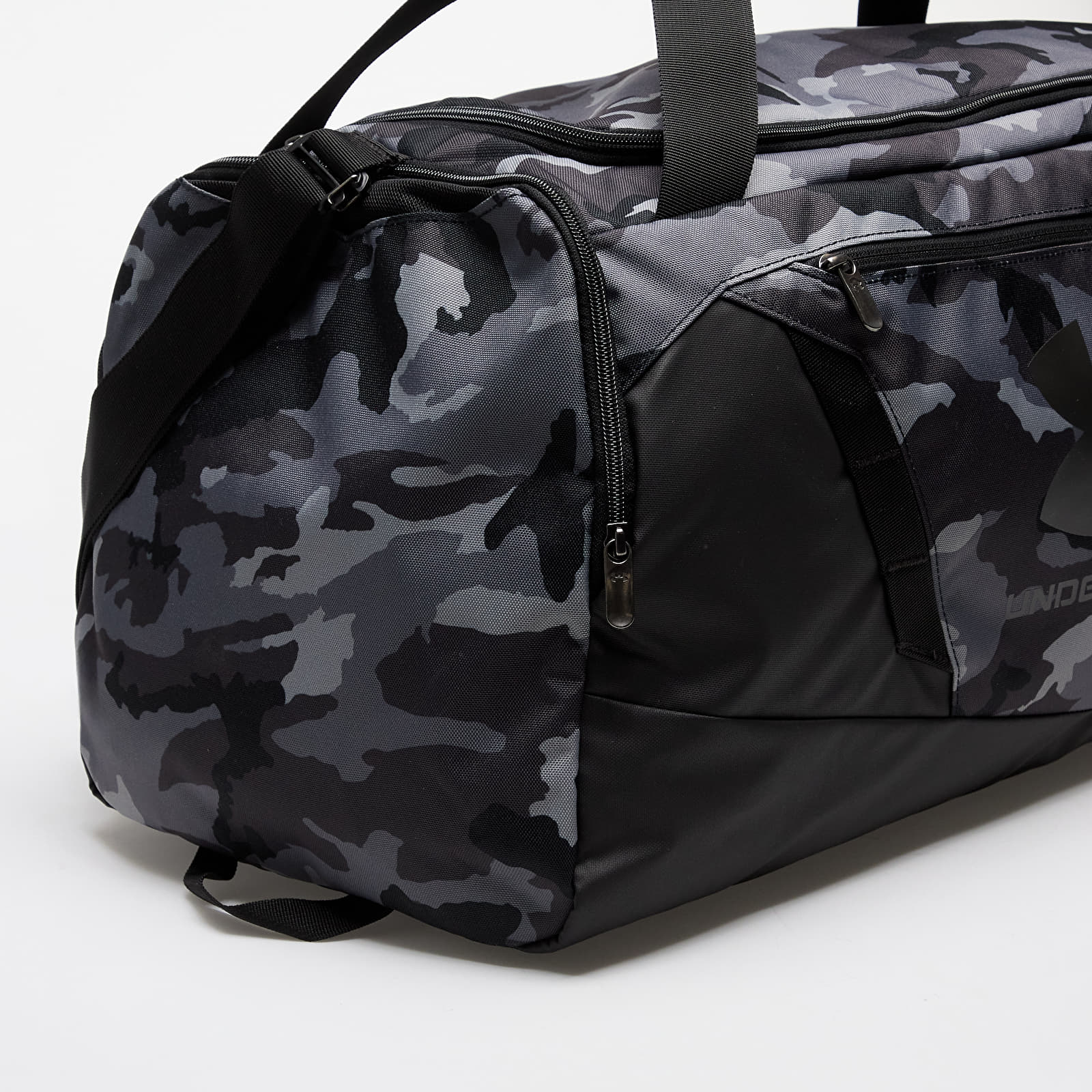 Duffle bag Under Armour Undeniable 5.0 Duffle Medium Bag Black Queens