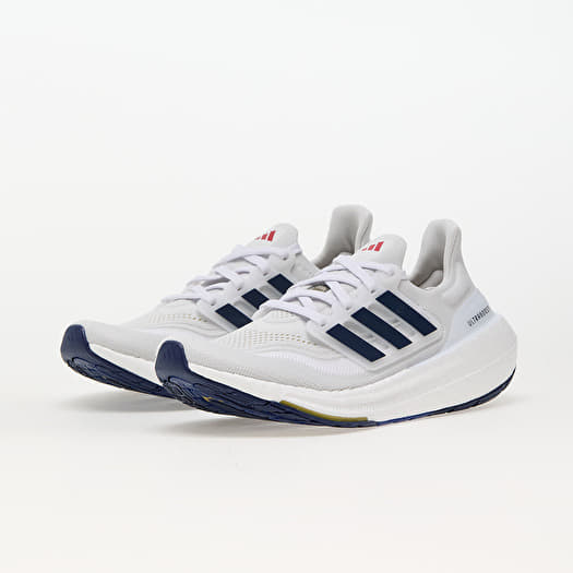 adidas UltraBOOST Light