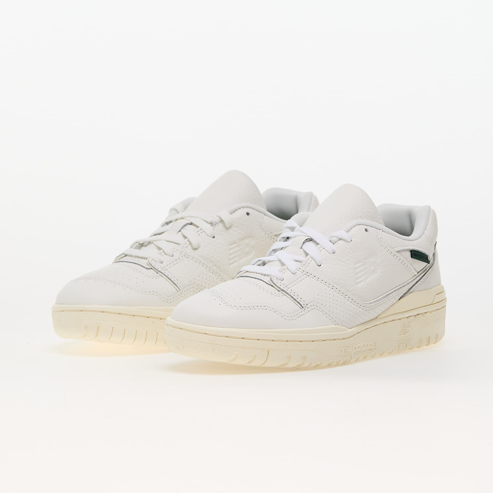 Încălțăminte și sneakerși pentru bărbați New Balance 550 Sea Salt/ Angora/ Nightwatch Green