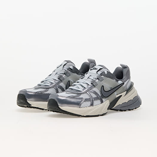 ◆Nike◆ V2K Run W Summit Whitellic Cool GreyPure Platin Nike Women's V2K Run Shoes 'Cool Grey /Pure Platinum