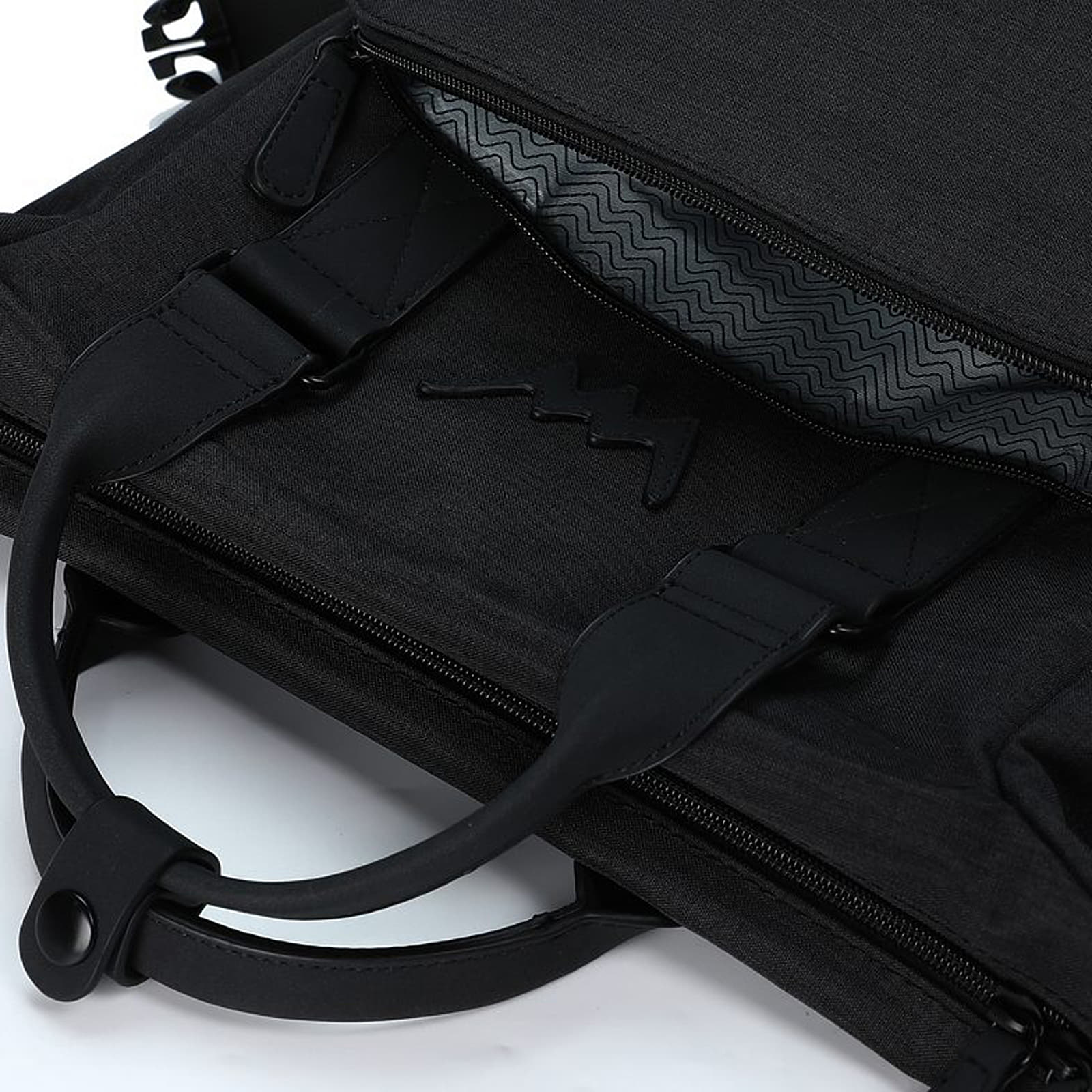 Seljakotid Vuch Lien Black